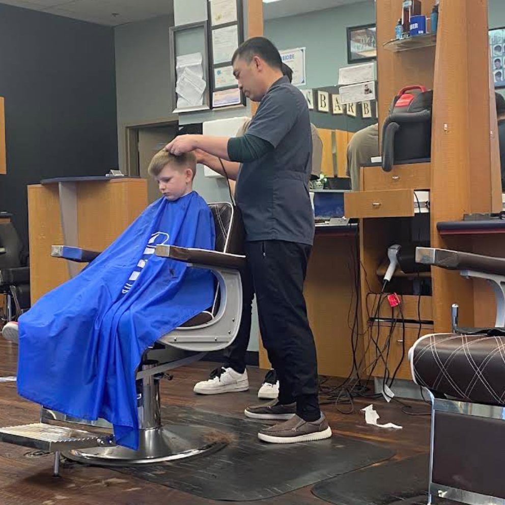 KN barber shop